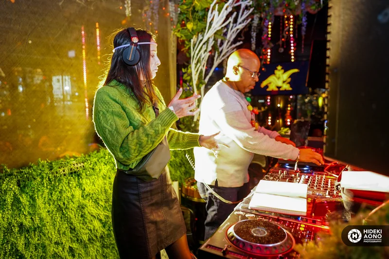 AB HolidayParty 12.14.22 Hideki Aono SML 388 — Anheuser Busch 12.14.22