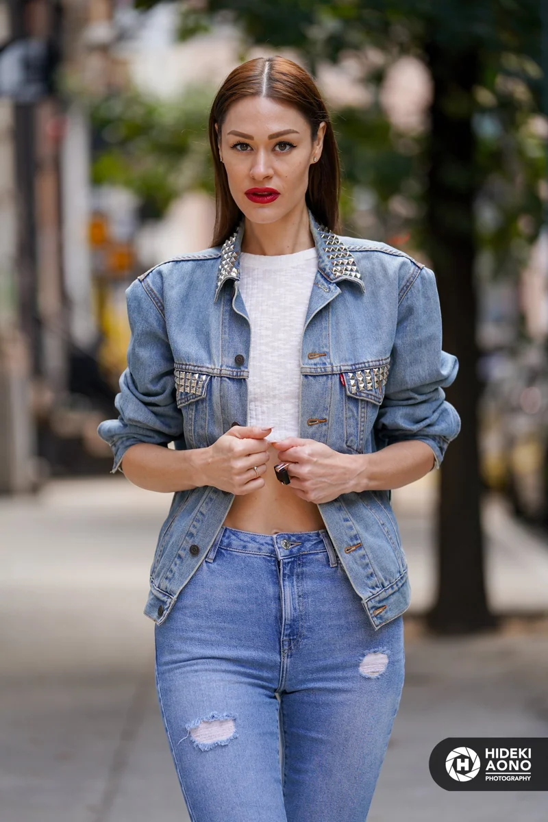Carley Beck 10.17.21 Hideki Aono SML 363 — Carley