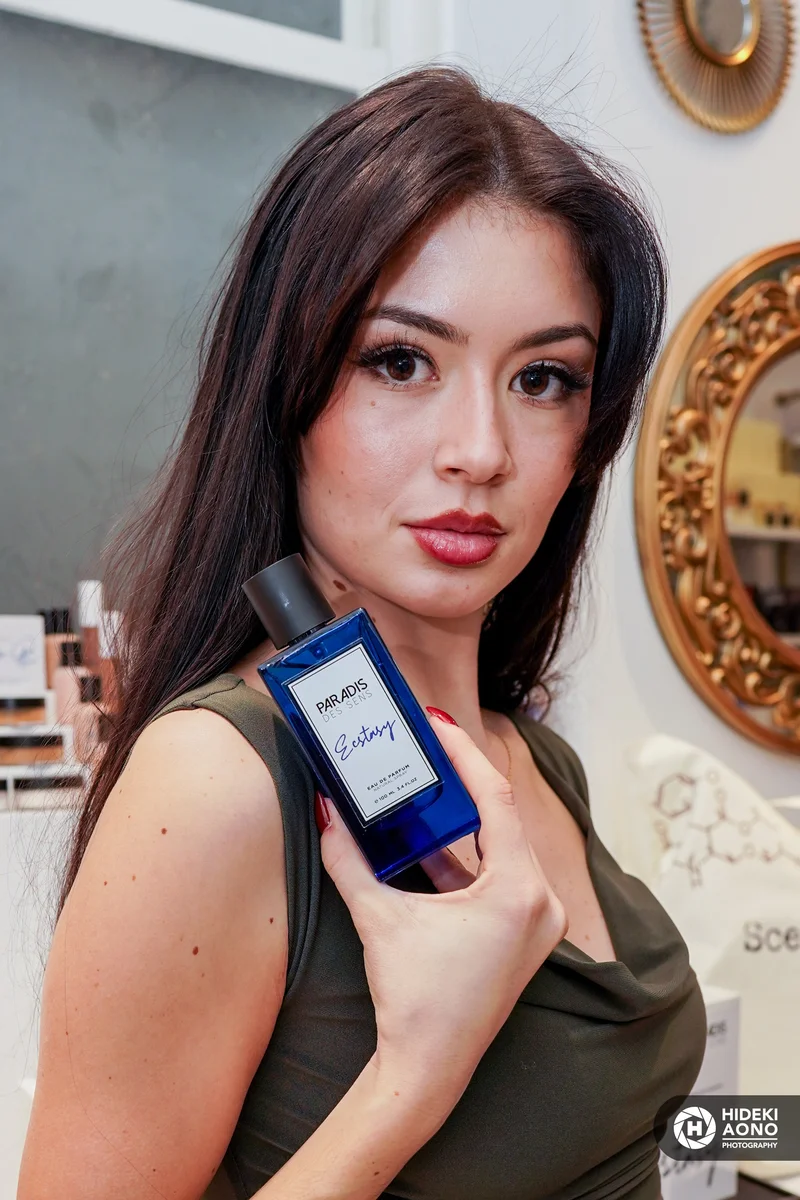 ParadisDesSens 12.8.24 HidekiAono SML 348 — Parfum Models