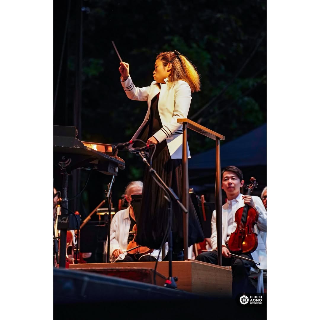 Performer on stage during a New York City entertainment event
